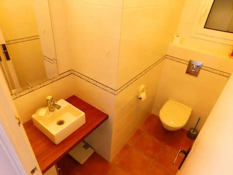 Badezimmer von Haus oder Chalet zum Verkauf in Roses mit Klimaanlage, Privatgarten und Terrasse