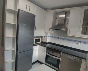 Kitchen of Flat to rent in Ames  with Heating, Parquet flooring and Storage room