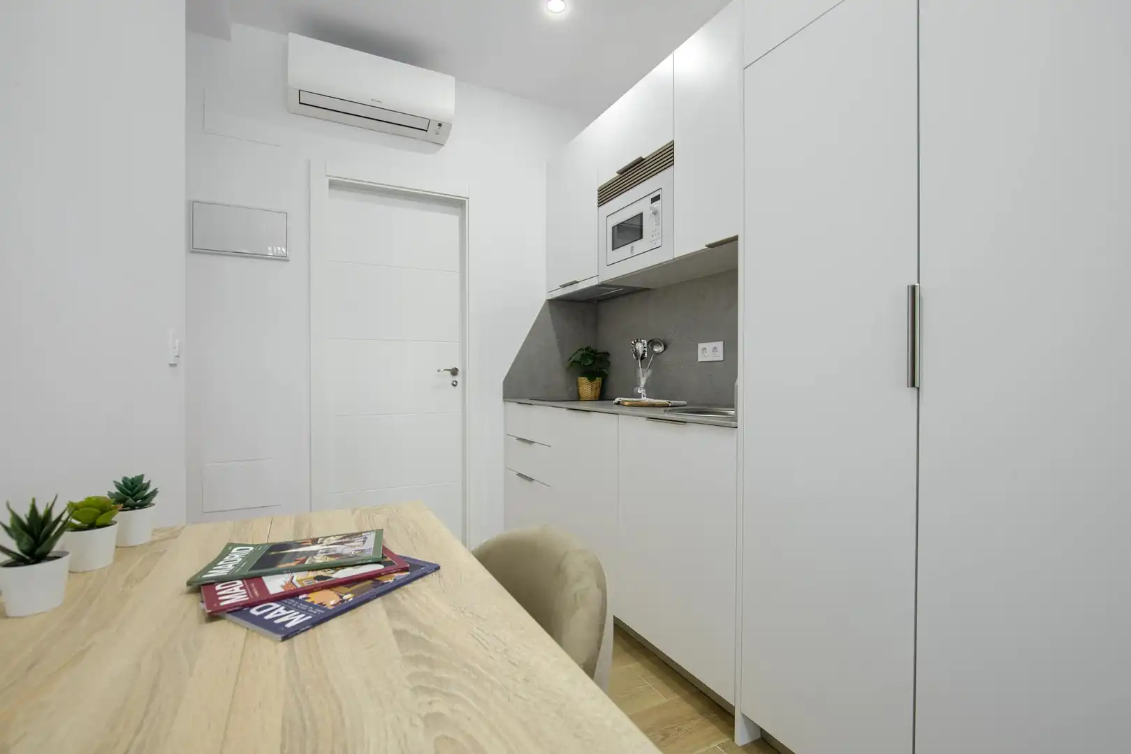 Küche von Wohnung zur Miete in Madrid mit Klimaanlage, Heizung und Privatgarten