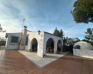 Außenansicht von Country house zum verkauf in Cartaya mit Privatgarten