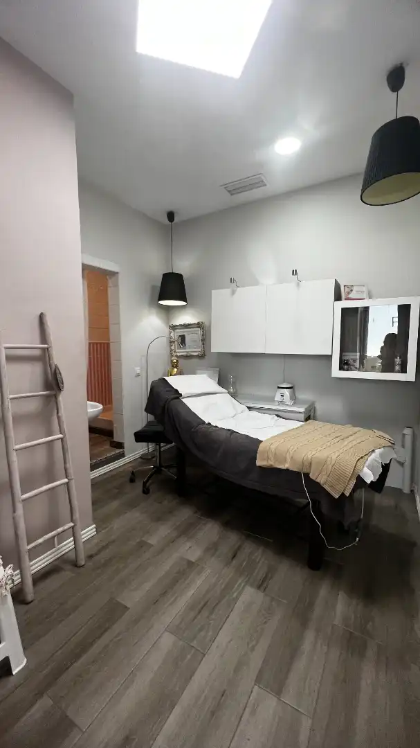 Habitación de Local en traspaso en Terrassa con Aire acondicionado, Calefacción y Amueblado