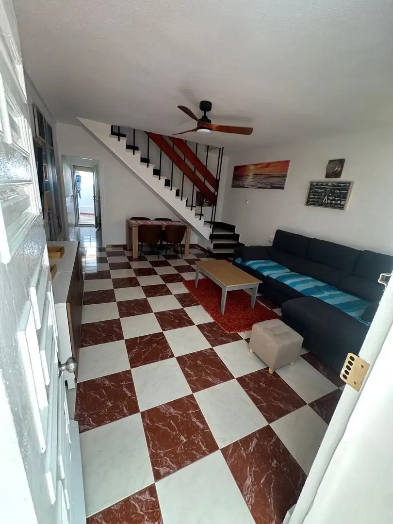 Sala de estar de Dúplex de alquiler en Cartagena con Calefacción, Terraza y Amueblado