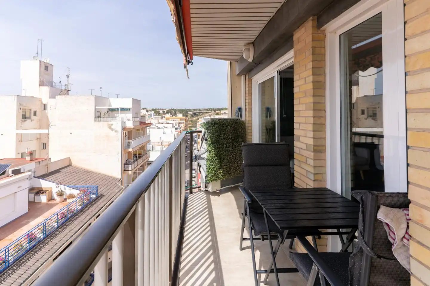 Terrasse von Wohnung zum Verkauf in Santa Pola mit Klimaanlage und Terrasse