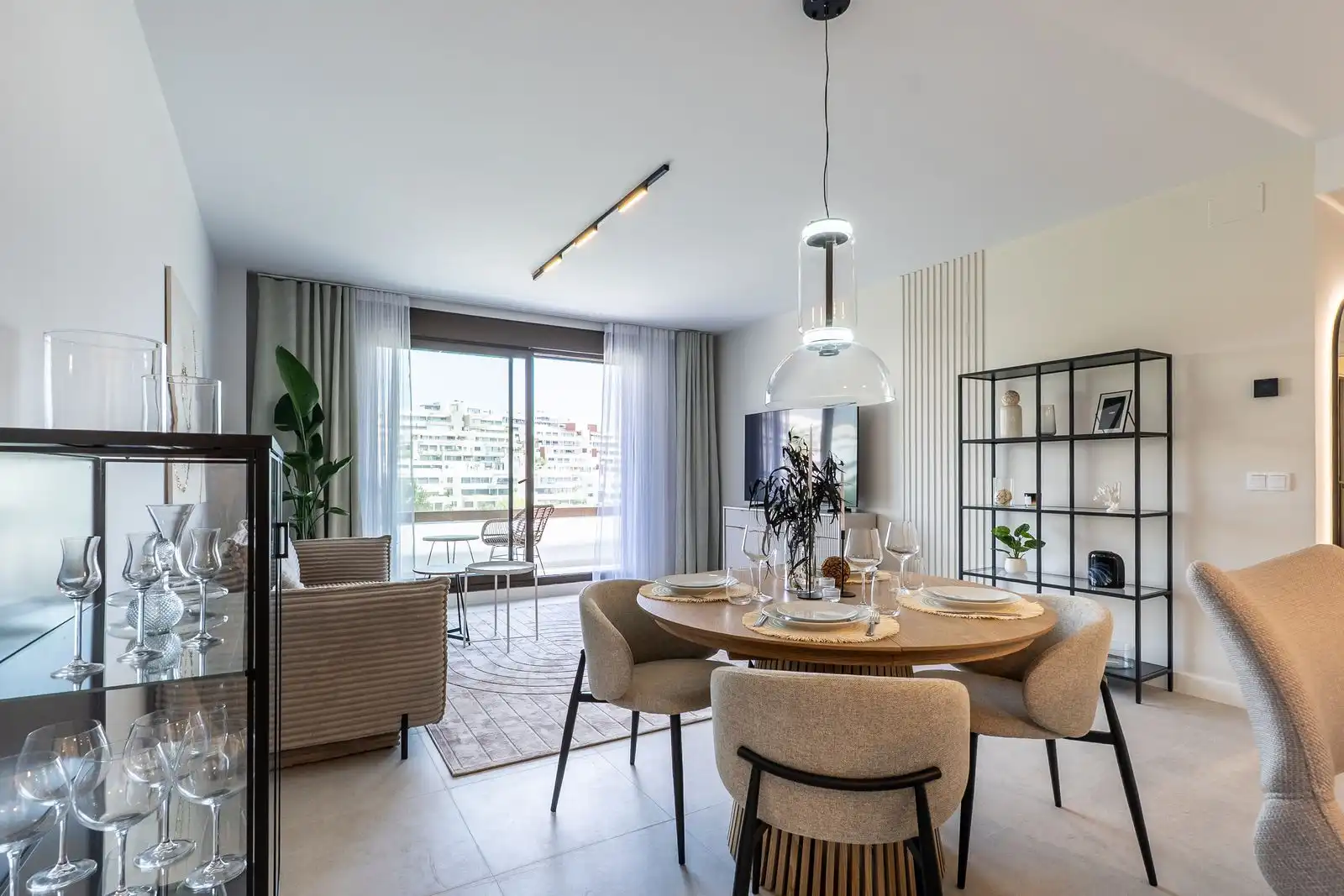 Apartament amb piscina en venda a Calle Eslovenia 29, imagen 4