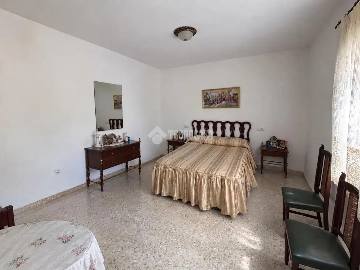 Bedroom of Houses for sale in Antequera