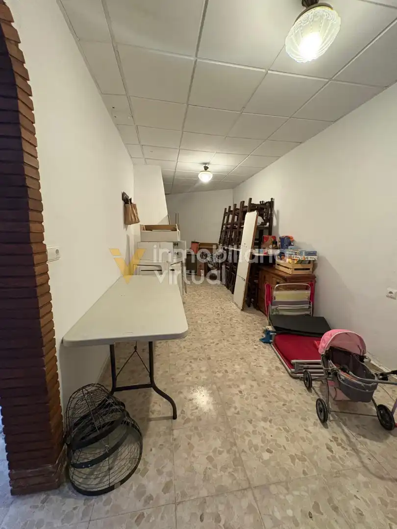 Casa o chalet en venta en Lucena con Aire acondicionado, Piscina y Amueblado