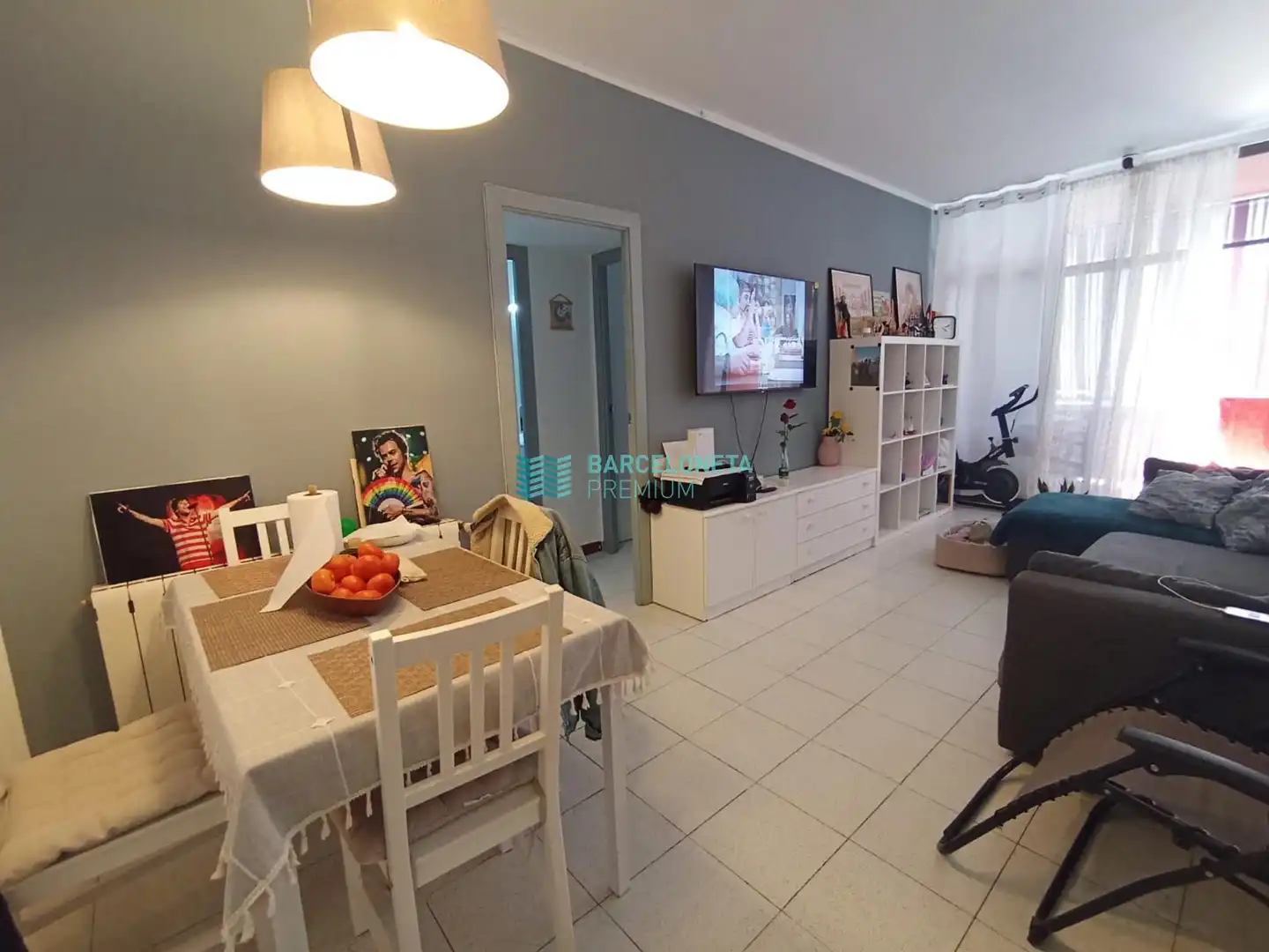 Vista exterior de Piso en venta en Barcelona con Calefacción, Terraza y Alarma