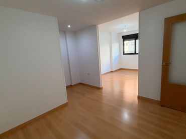Flat with pool for sale in Avenida Joven Futura