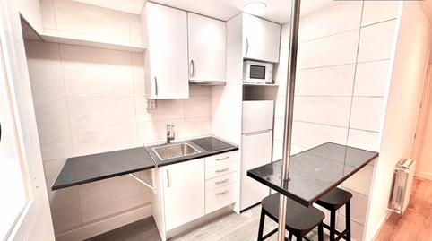 Foto 3 von Wohnungen zur Miete in Calle del Limón, Universidad - Malasaña, Madrid Capital