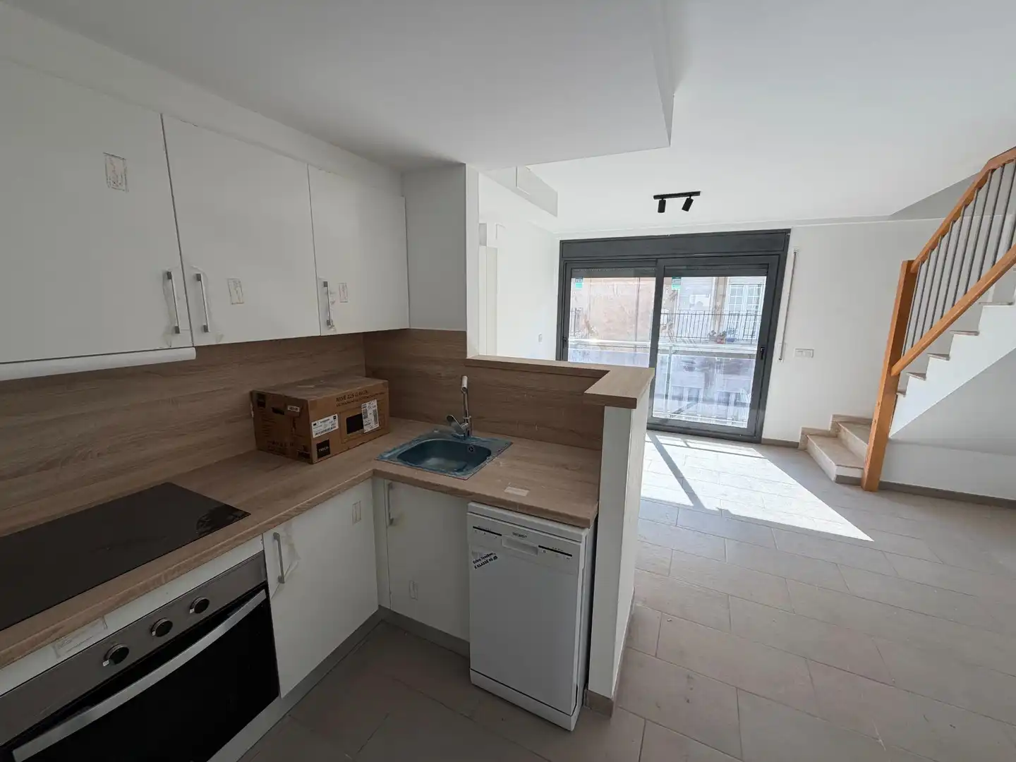 Kitchen of Attic for sale in Lleida  with Air Conditioner and Terrace
