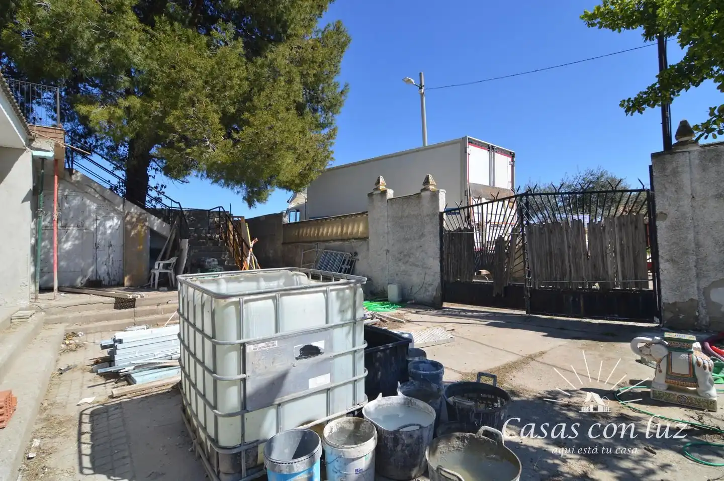 Vista exterior de Casa o chalet en venta en Zaragoza con Aire acondicionado y Jardín privado