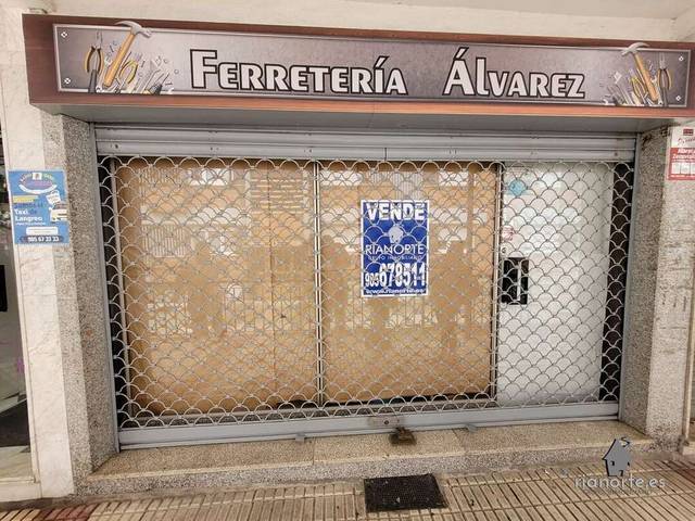 Local comercial en Venta en Polígono de Riaño en Riaño - Los Barros