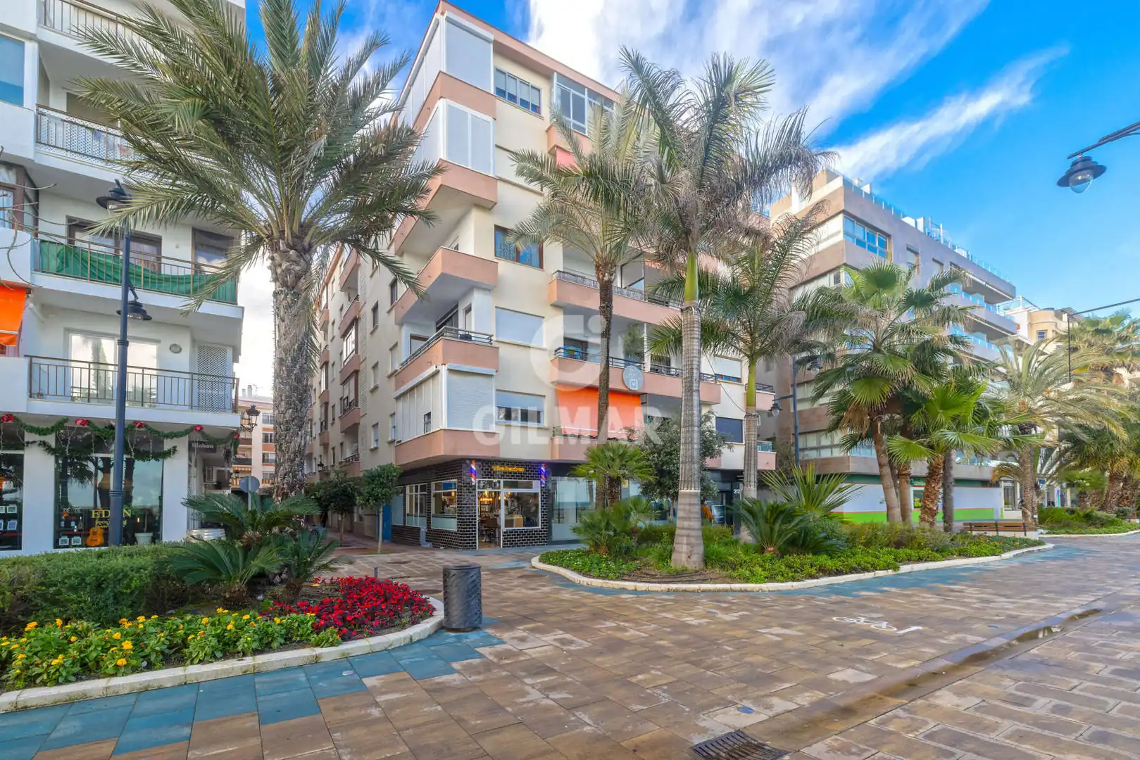 Vista exterior de Apartament en venda en Estepona amb Balcó