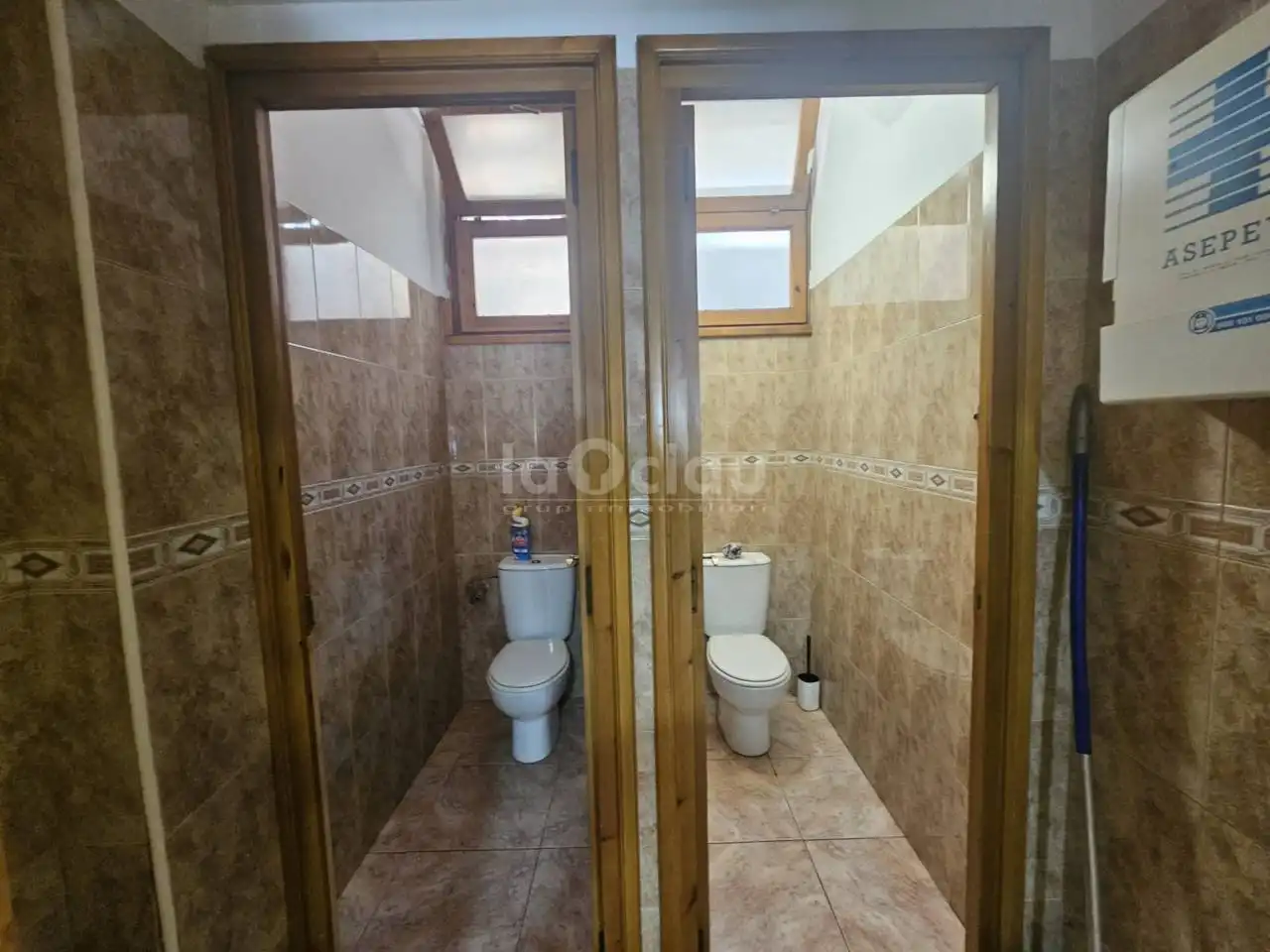 Bathroom of Commercial properties for rent in Tona