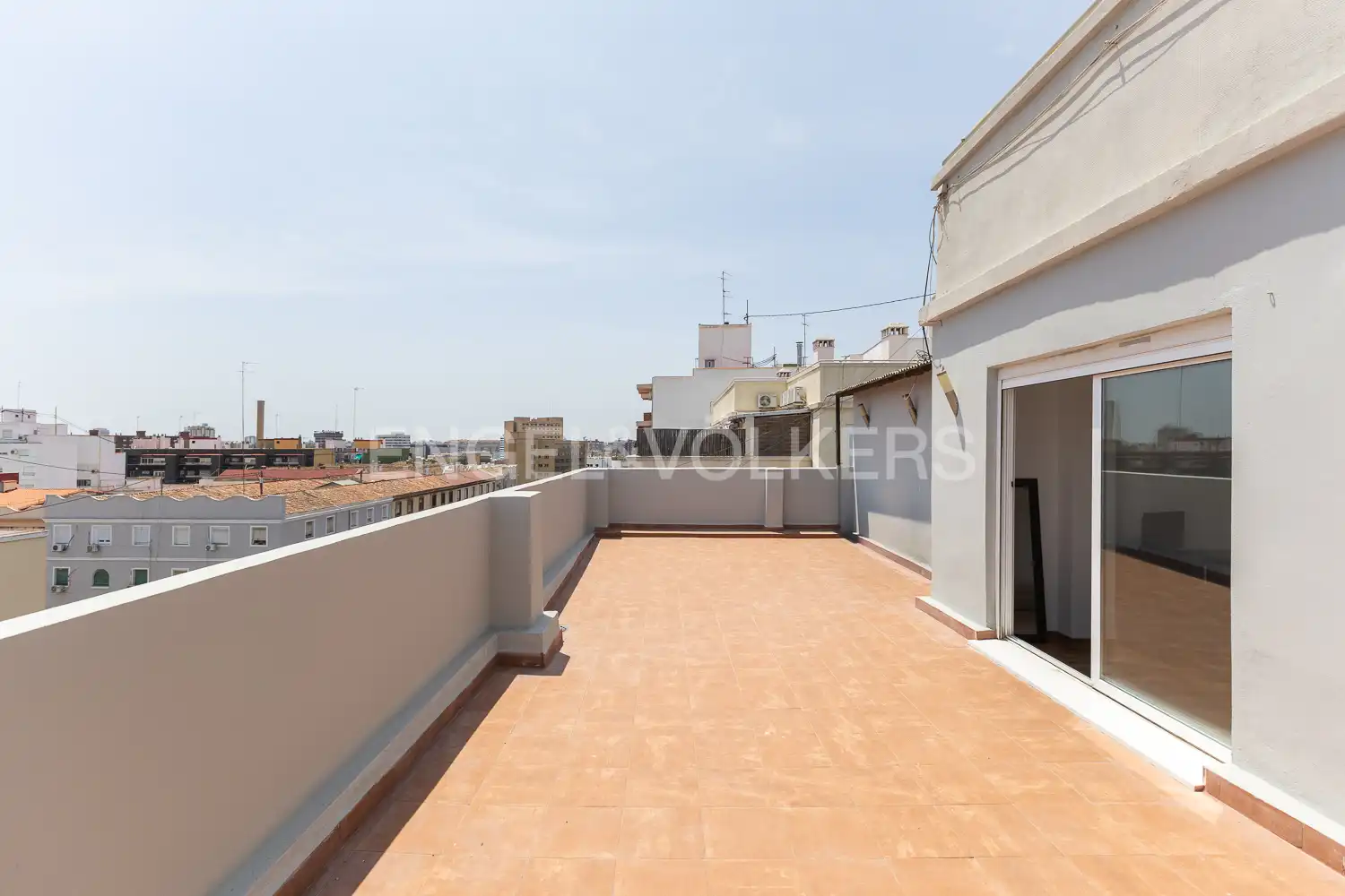 Terrasse von Dachboden zur Miete in Valencia mit Heizung, Terrasse und Abstellraum