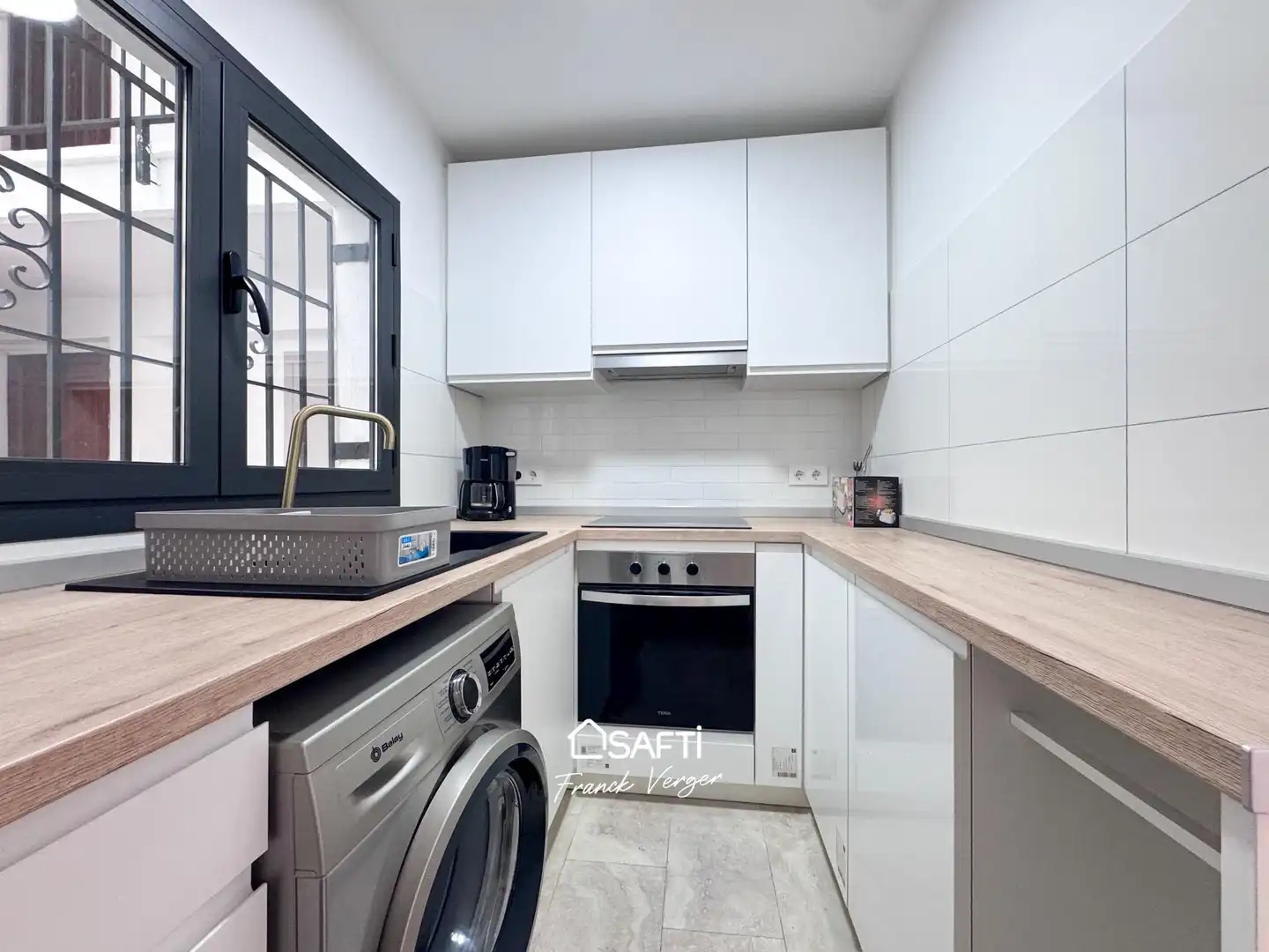 Küche von Wohnung zum Verkauf in Jávea / Xàbia mit Klimaanlage, Heizung und Terrasse