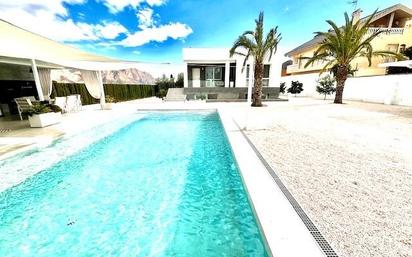 Swimming pool of House or chalet for sale in Orihuela  with Air Conditioner, Heating and Private garden