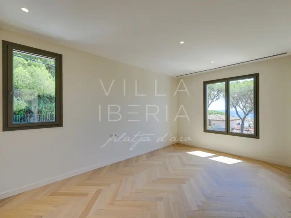 Dormitori de Casa o xalet en venda en Castell d'Aro, Platja d'Aro i s'Agaró amb Aire condicionat, Calefacció i Jardí privat