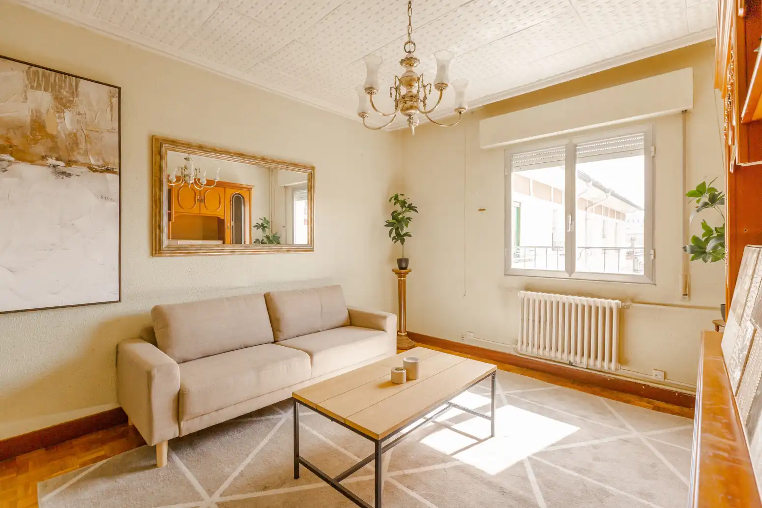 Sala de estar de Piso en venta en  Pamplona / Iruña con Calefacción, Parquet y Amueblado