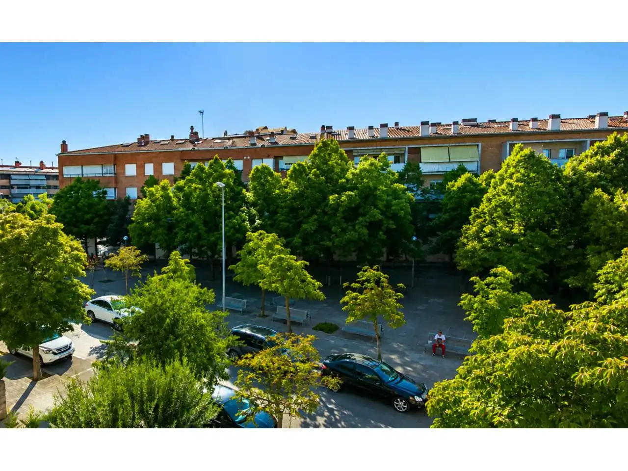 Außenansicht von Maisonette zum Verkauf in Girona mit Heizung, Parkett und Balkon