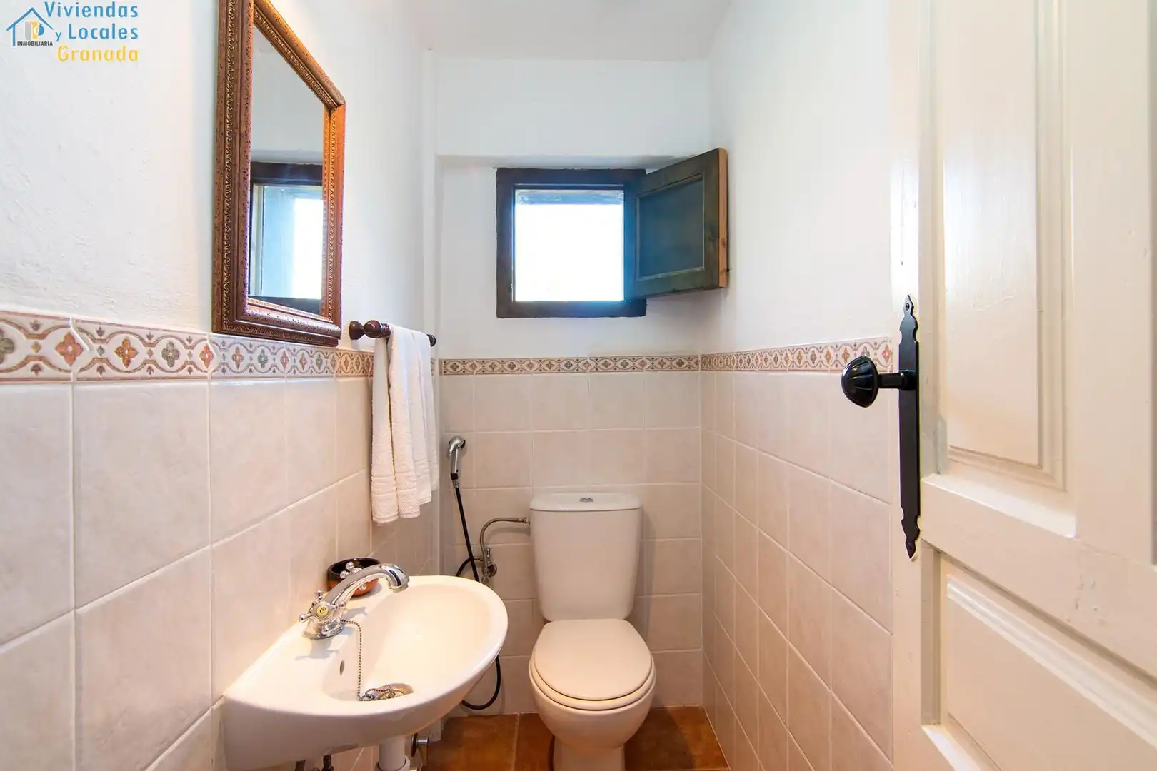 Baño de Casa o chalet en venta en Huétor Tájar con Calefacción, Jardín privado y Terraza