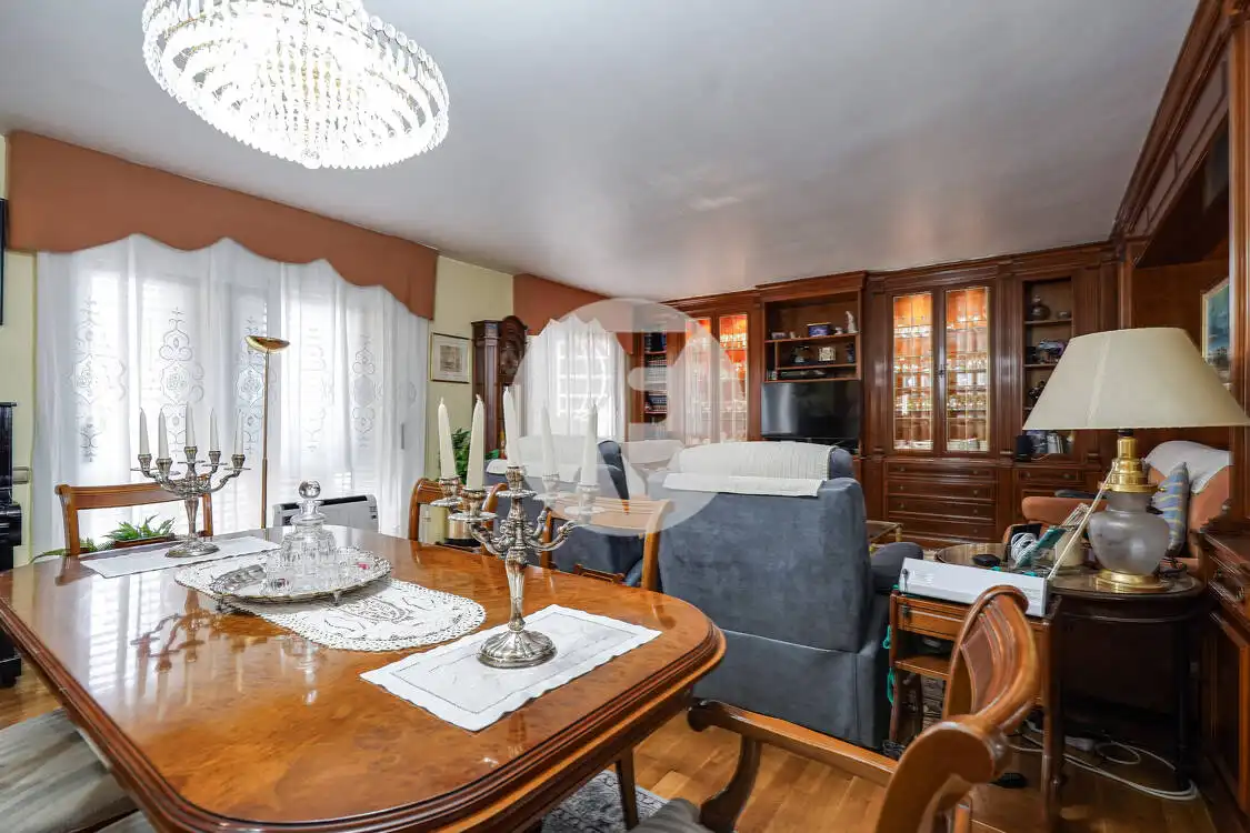 Comedor de Casa o chalet en venta en Viladecans con Aire acondicionado, Calefacción y Terraza
