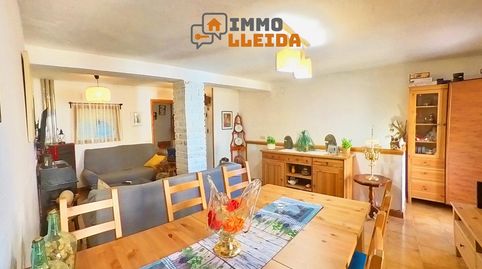 Foto 2 de Casa adosada en venta en Calle de L'església, Àger, Lleida