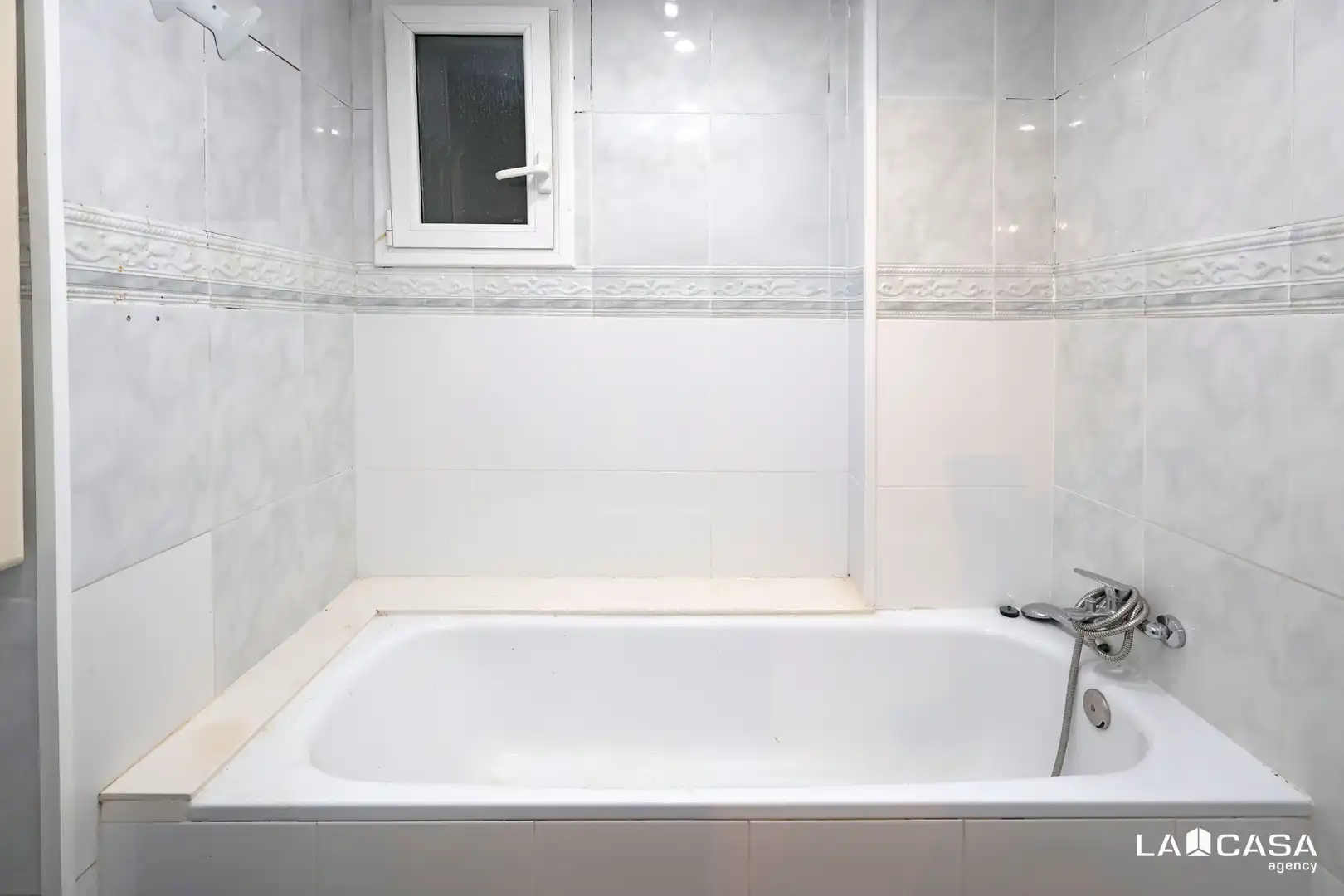 Appartamento con terrazza in vendita a Carrer de Santiago Ramon y Cajal, imagen 26