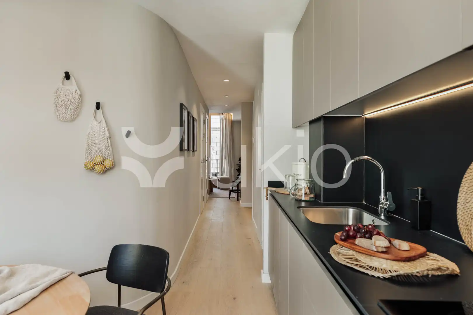 Apartamento con terraza en alquiler en Carrer del Portal Nou, imagen 13