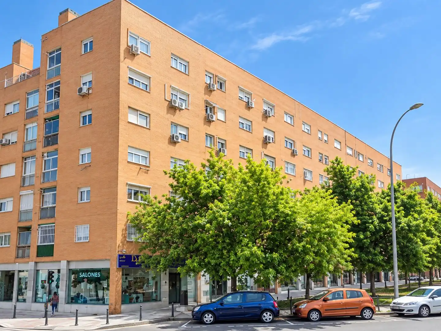 Vista exterior de Piso en venta en Villaverde
