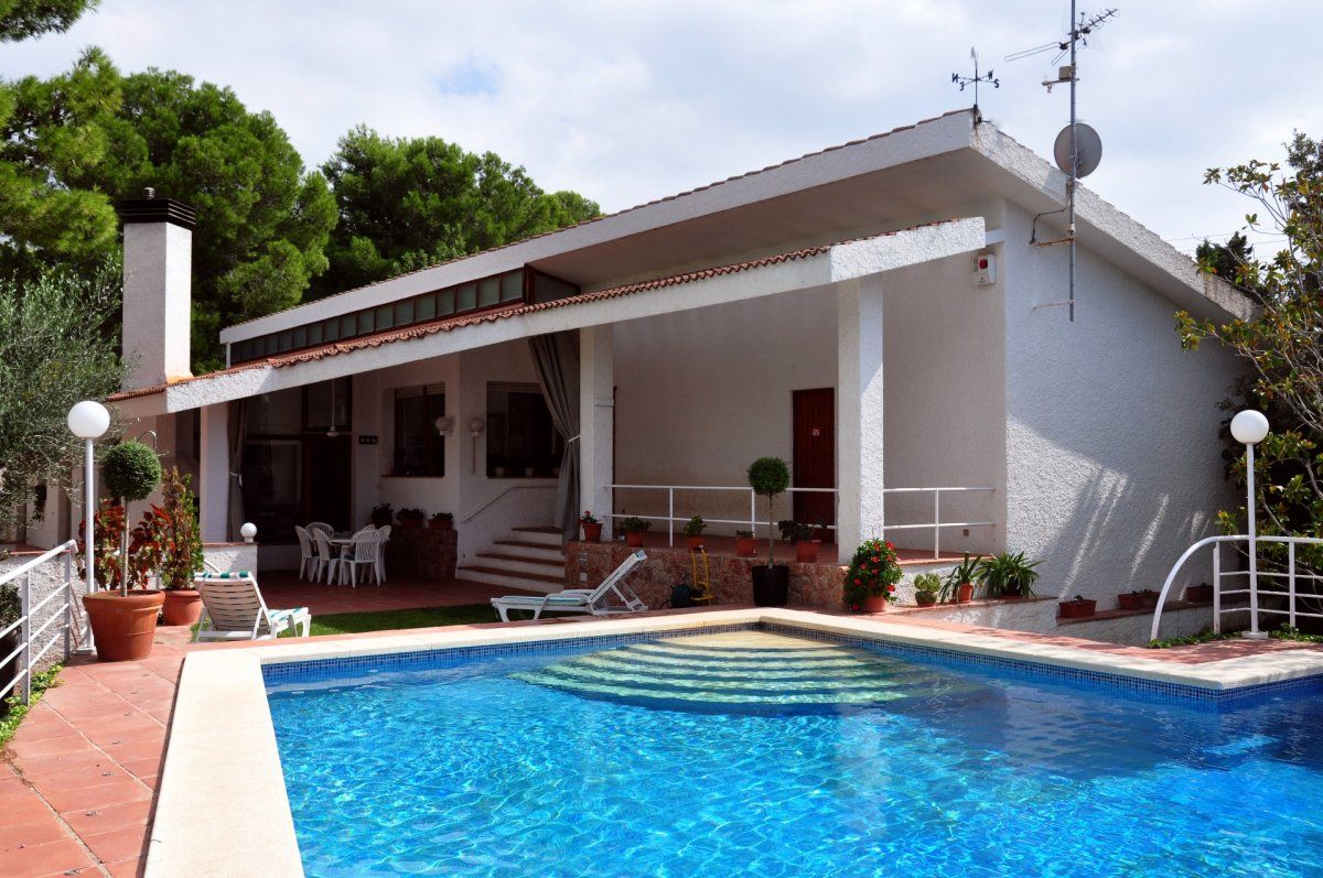 Swimming pool of House or chalet for sale in Tortosa  with Air Conditioner, Heating and Private garden