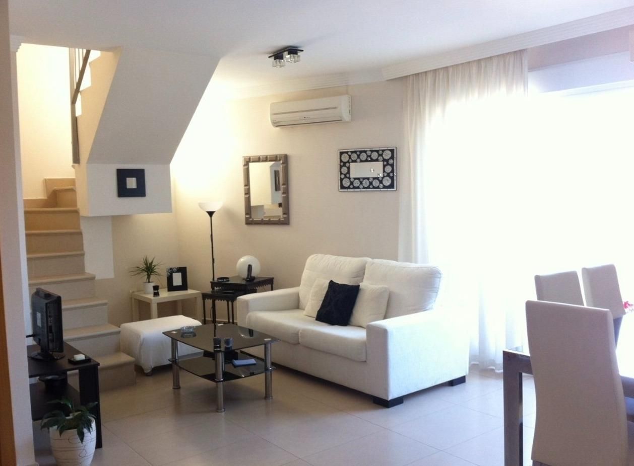Sala d'estar de Àtic en venda en Torremolinos amb Aire condicionat, Calefacció i Jardí privat