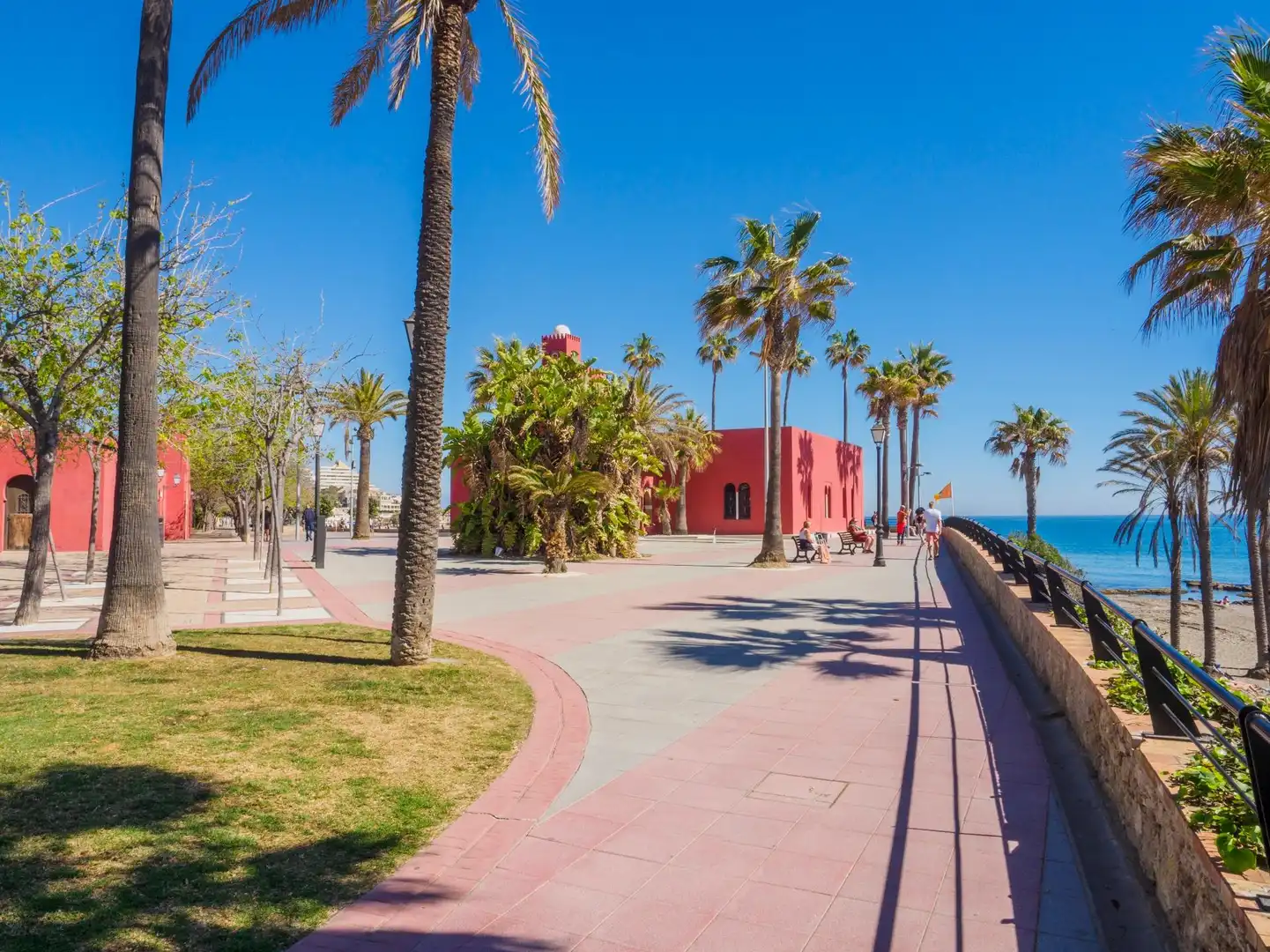 Vista exterior de Estudio en venta en Benalmádena con Terraza y Amueblado