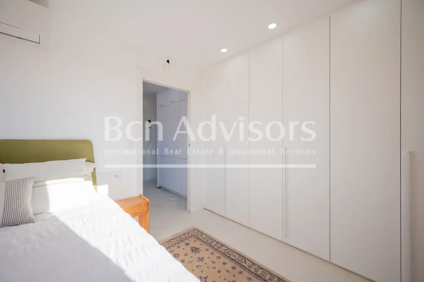 Schlafzimmer von Dachboden zum Verkauf in Barcelona mit Klimaanlage, Heizung und Terrasse