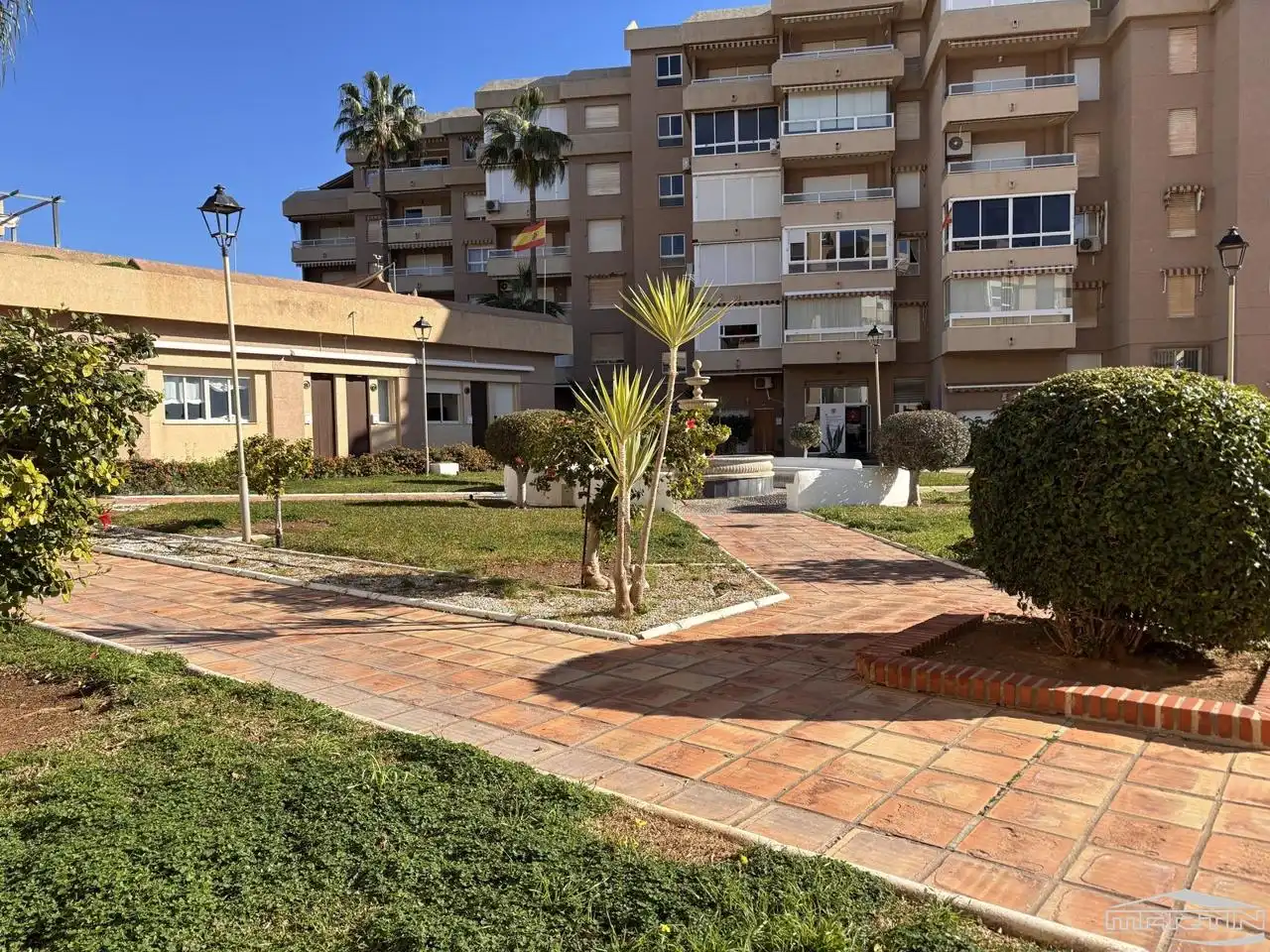 Vista exterior de Estudio de alquiler en Torrox con Aire acondicionado, Trastero y Piscina