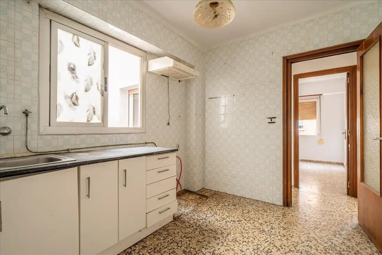 Cocina de Piso en venta en Sagunto / Sagunt con Balcón