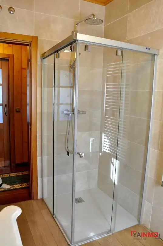 Bany de Casa o xalet en venda en Zambrana amb Calefacció, Jardí privat i Terrassa