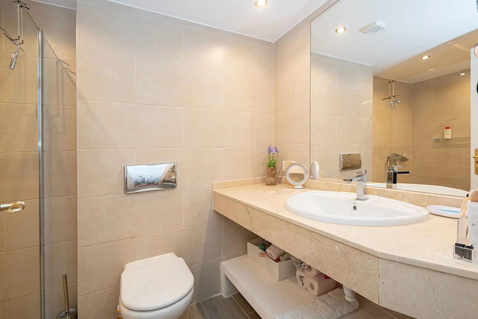 Baño de Piso en venta en Llucmajor con Aire acondicionado, Jardín privado y Terraza