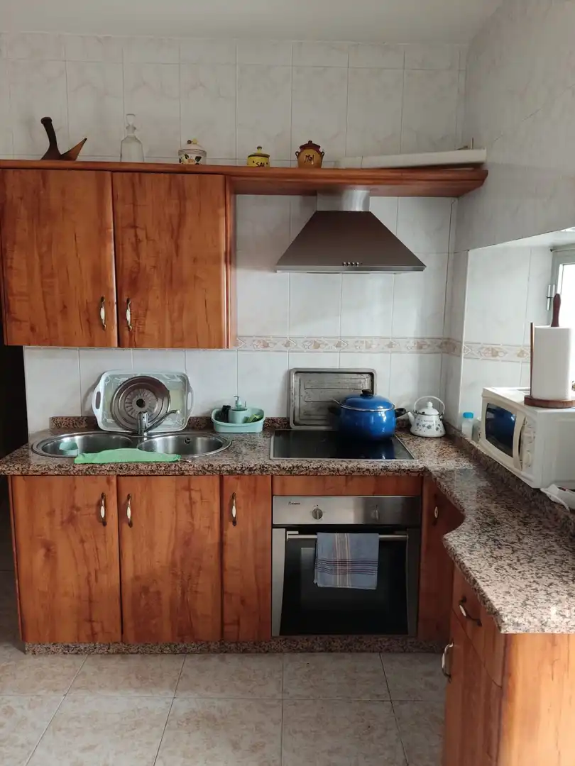 Kitchen of Houses for sale in Aznalcázar  with Air Conditioner and Storage room