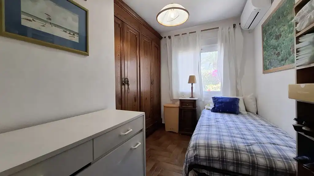 Habitación de Planta baja en venta en Dénia con Aire acondicionado, Terraza y Piscina comunitaria
