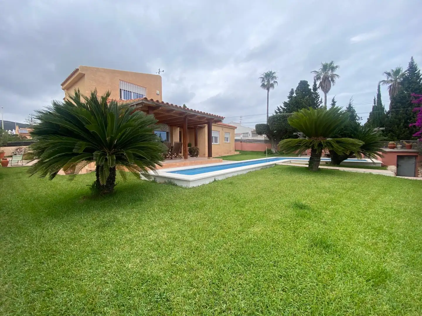 Jardí de Casa o xalet en venda en Peñíscola / Peníscola amb Aire condicionat, Calefacció i Jardí privat