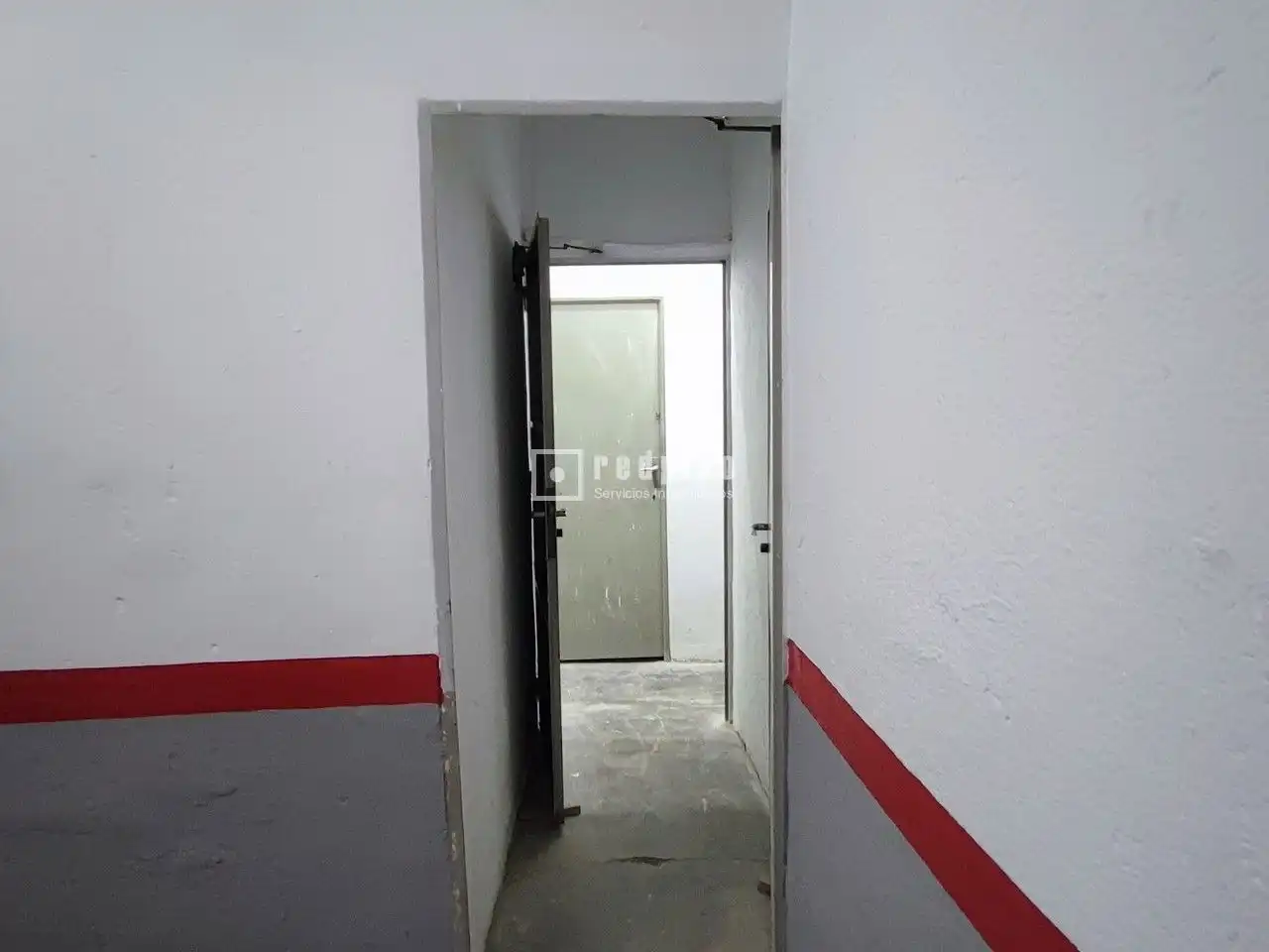 Garage for sale in Madrid