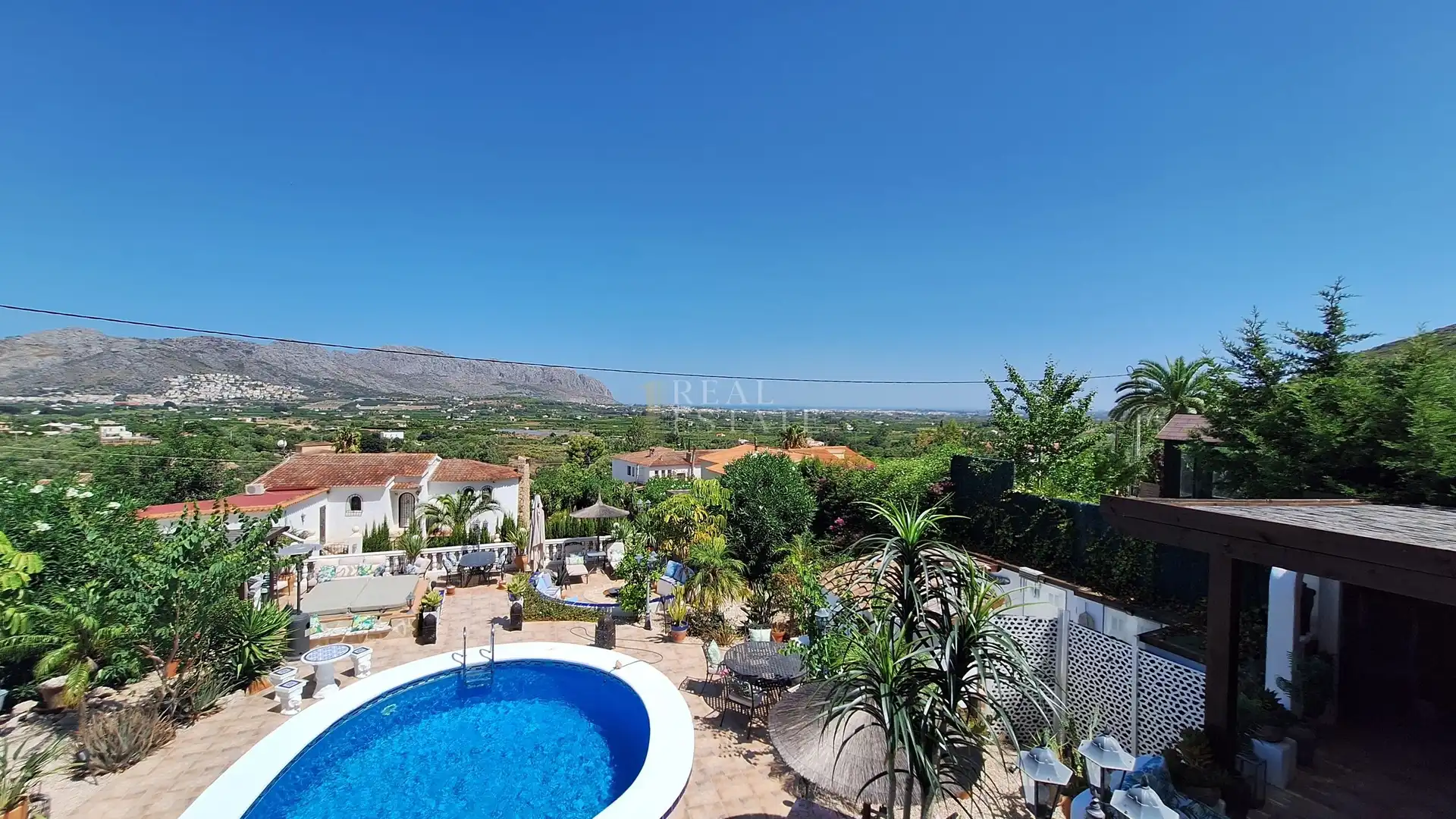 Vista exterior de Casa o xalet en venda en Benidoleig amb Aire condicionat, Terrassa i Traster