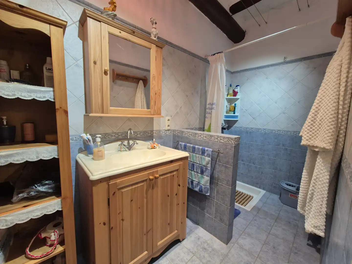 Bathroom of Houses for sale in Cervera  with Heating, Furnished and Balcony