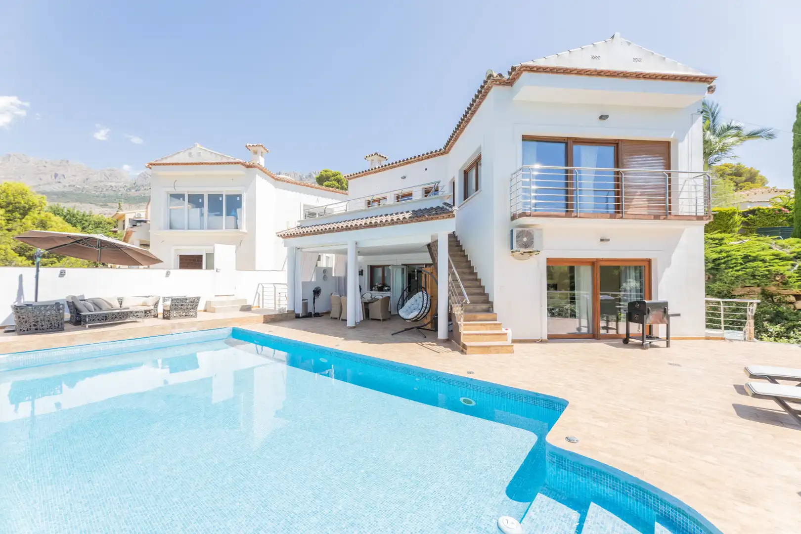 House with terrace for sale in Calle Moraira