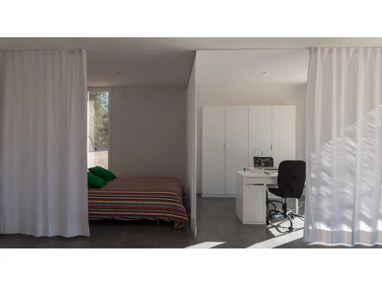 Dormitori de Finca rústica en venda en Cervera del Maestre amb Jardí privat i Moblat
