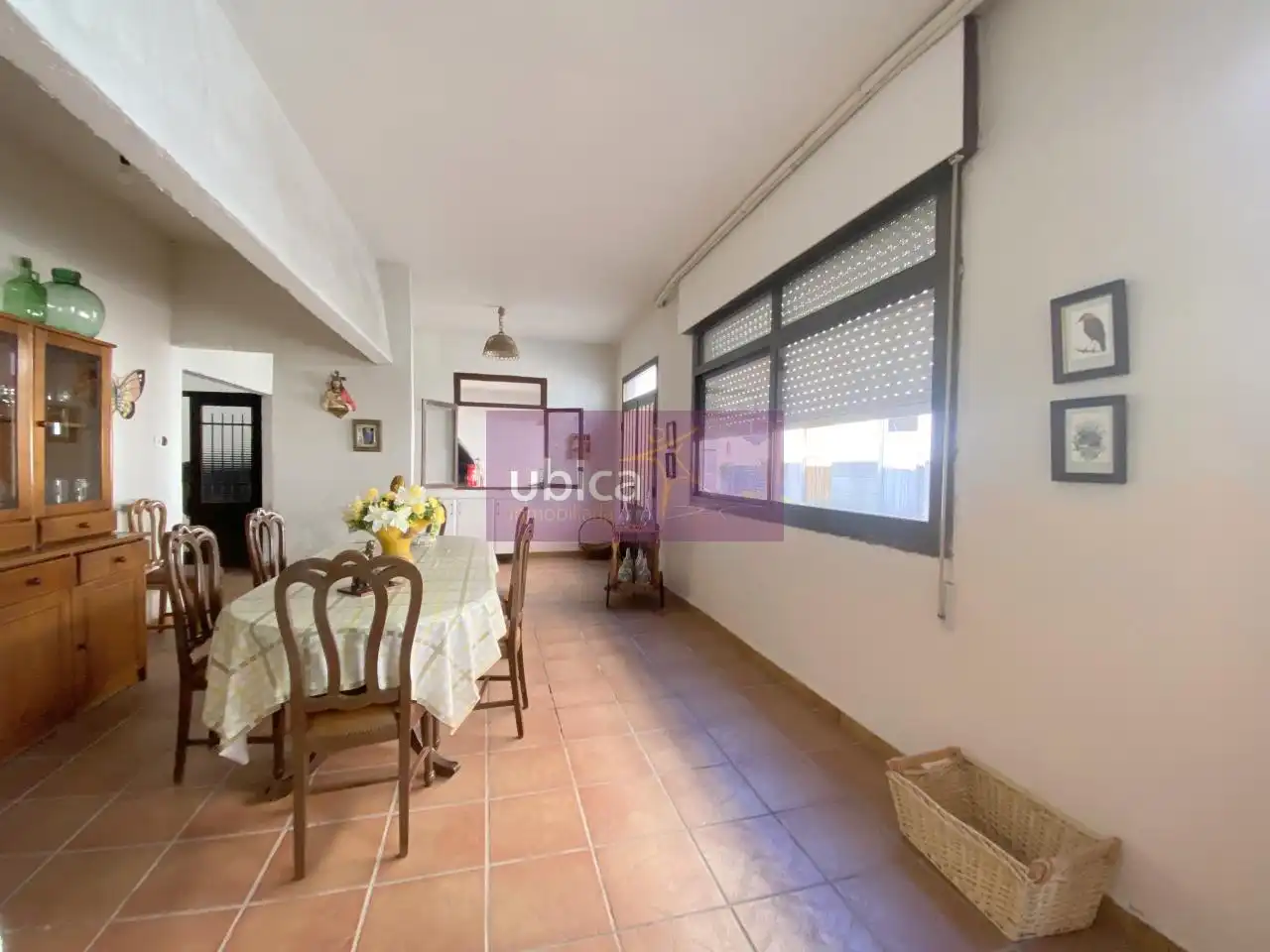 Sala de estar de Casa adosada en venta en Arbo con Calefacción y Balcón
