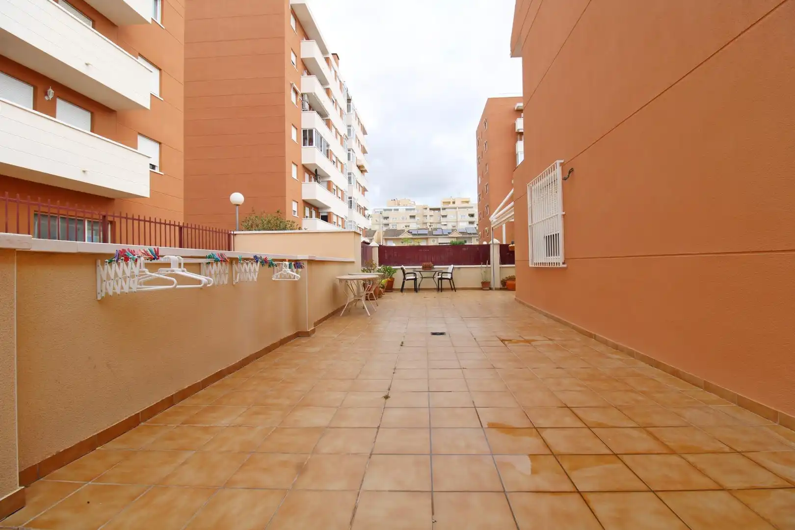 Vista exterior de Casa o xalet en venda en Elche / Elx amb Calefacció, Jardí privat i Terrassa