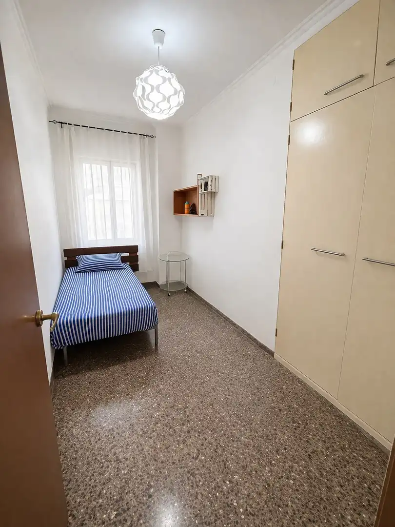 Piso con terraza en venta en Castell - Poble Vell, imagen 7