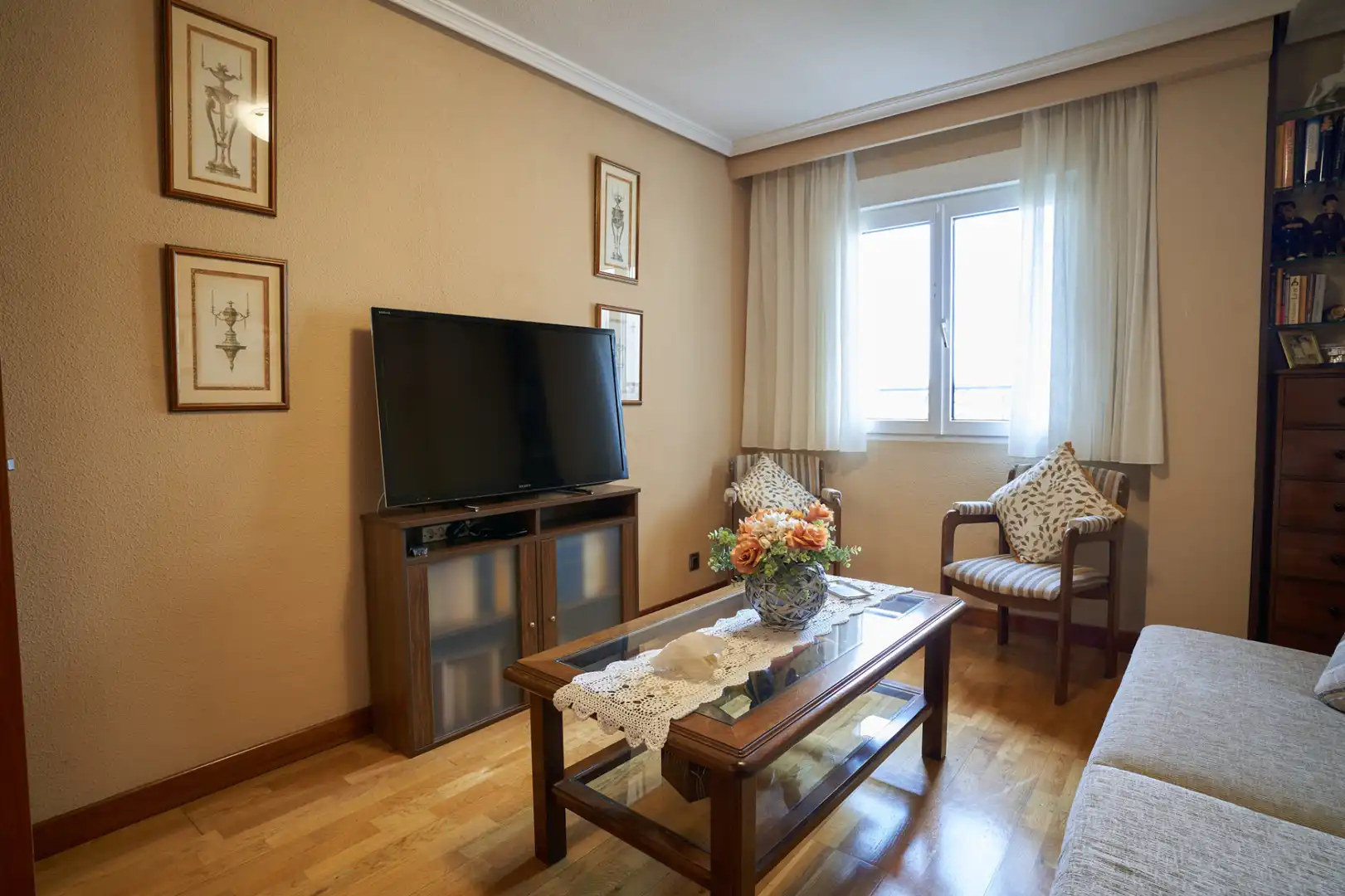 Einfamilien-Reihenhaus zum Verkauf in Calle Casimiro Hernández, Sur